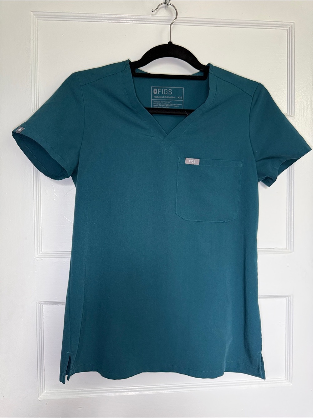 Figs Catarina Teal V-Neck Scrub Top with Chest Pocket